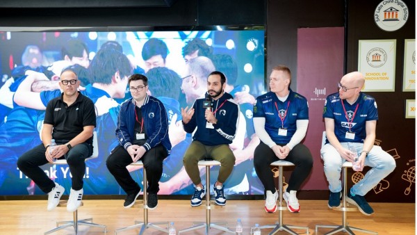 ���Ӿ���˲Ϣ��䣬Team Liquid�ġ�����+AI����ʤ�ؼ�