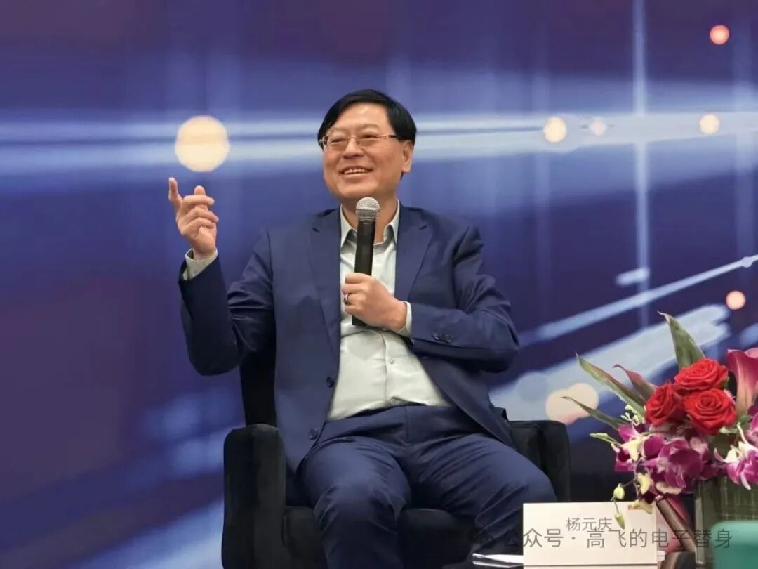 CES����Ԫ����̸AGI����ѹ��������²�����AI������