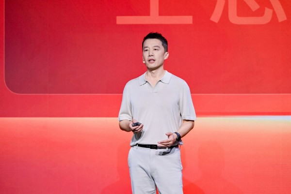 1789960262867165.jpg 上纬新材启元机器人新品发布会举办,全球首个个人机器人启元Q1正式开售