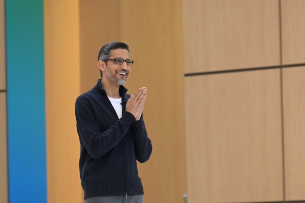Google I/O一次性更新N个产品，不止Gemini要成世界模型，连智能眼镜都强势回归！