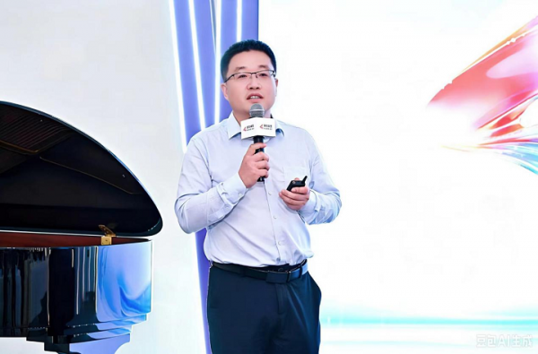 1788657211478797.png 华为坤灵中国行2026·江苏站暨牧音琴行智能门店样板点现场会成功举办