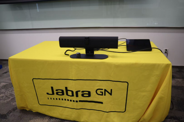 Jabra PanaCast 40 VBSС“ȫ”Э180°Ұ+׿Խ“ redefine ”ϰ칫