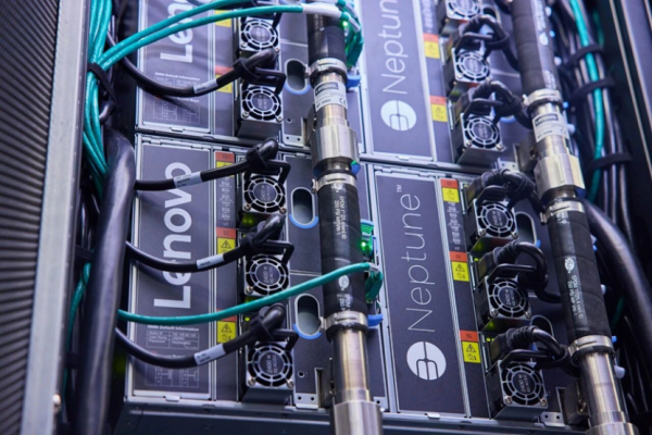 联想再登中国HPC TOP100第一,多元算力加速超智融合新进程 斩获多奖!联想多元算力布局引领产业新征程