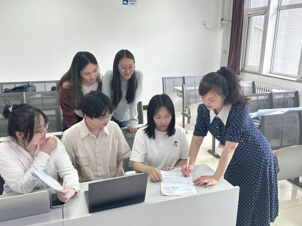 专访北理工教授吴杨:答案过剩时代,AI如何把教育变轻?