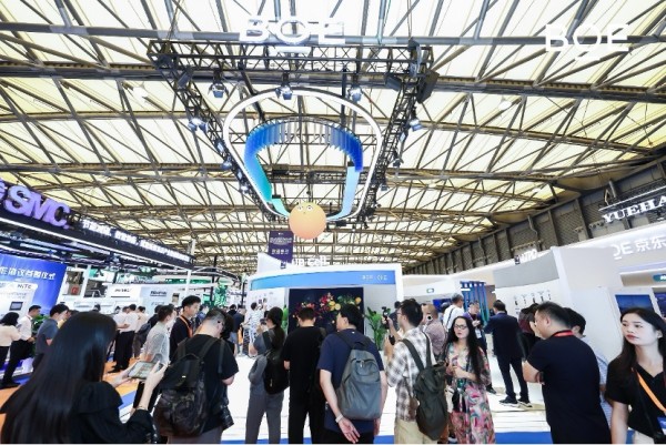 BOE（京东方）携前沿创新显示技术亮相DIC EXPO 2025  AI赋能显示重构智慧生活新图景
