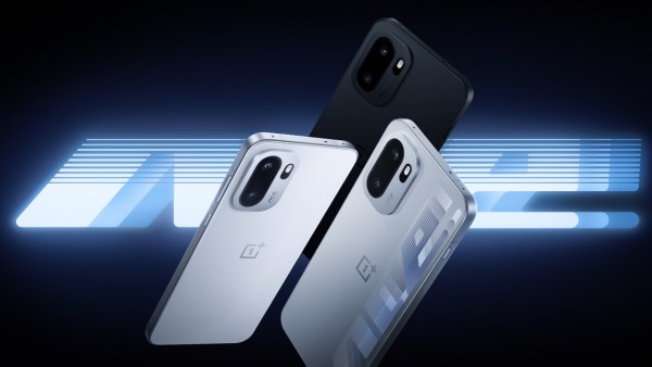 当年轻人的手指追上165Hz：一加要把“Ultra”的话语权从影像交到性能手里吗？