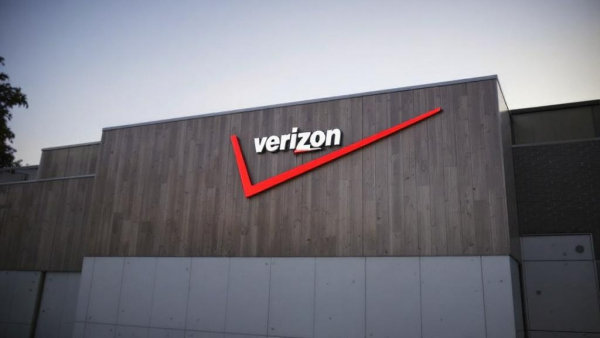 Verizon���������iPhone��ʾ"SOS"״̬