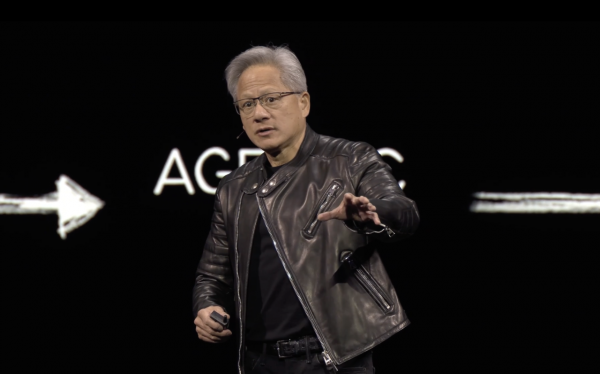 GTC 2025 |  ����ѫ��AIӭ���µĹյ㣬2024�꼸��ȫ���綼���ˣ�